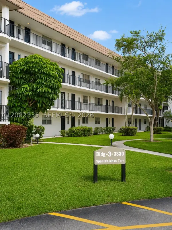 Address Withheld By Seller, Lauderhill, FL 33319