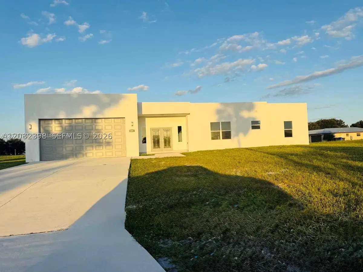 401 Lexington, Sebring, FL 33876 - #1