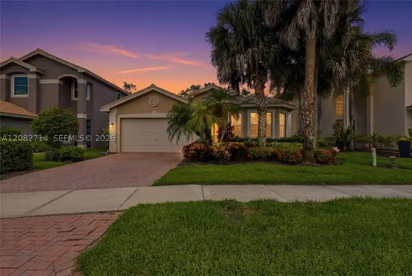 2009 Isla De Palma, Other Fl City, FL 34119
