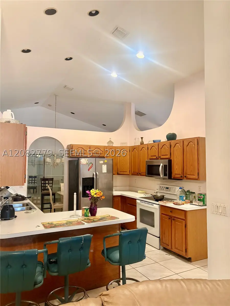 110 Hemingway, Royal Palm Beach, FL 33411 - #2