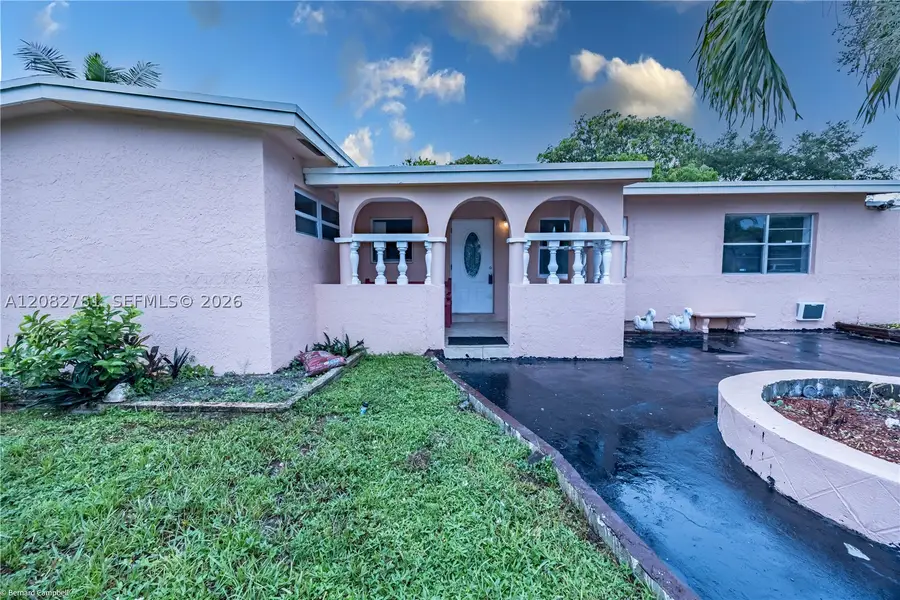 918 NW 13th, Fort Lauderdale, FL 33311 - #2