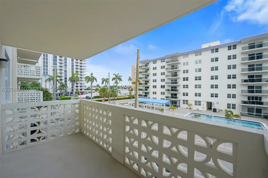 1901 S Ocean #303, Hollywood, FL 33019 - #2