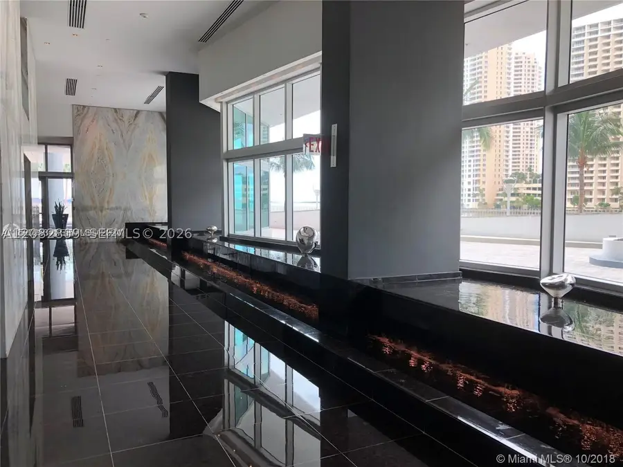 325 NE Biscayne #1923, Miami, FL 33131 - #2