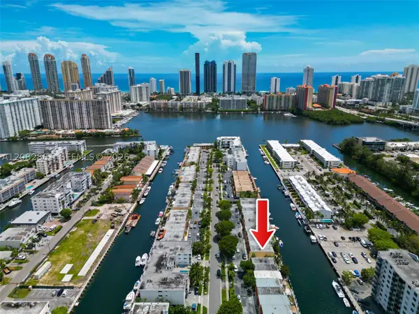3756 NE 167th #44, North Miami Beach, FL 33160