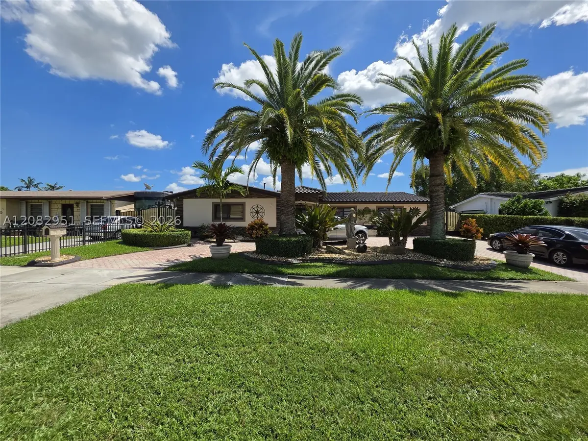 8450 NW 178th, Hialeah, FL 33015 - #1
