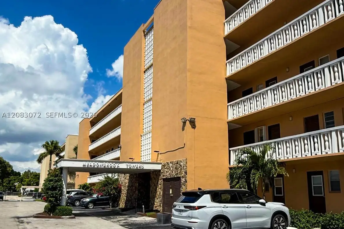 301 NE 14th #504, Hallandale, FL 33009 - #1