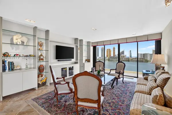 2800 Island #1202, Aventura, FL 33160