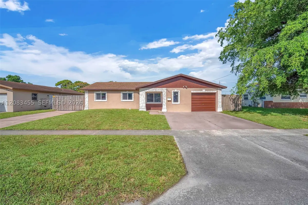 2351 NW 60th, Sunrise, FL 33313 - #1