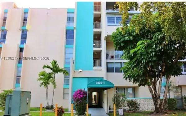 2029 NW 46th #E402, Lauderhill, FL 33313