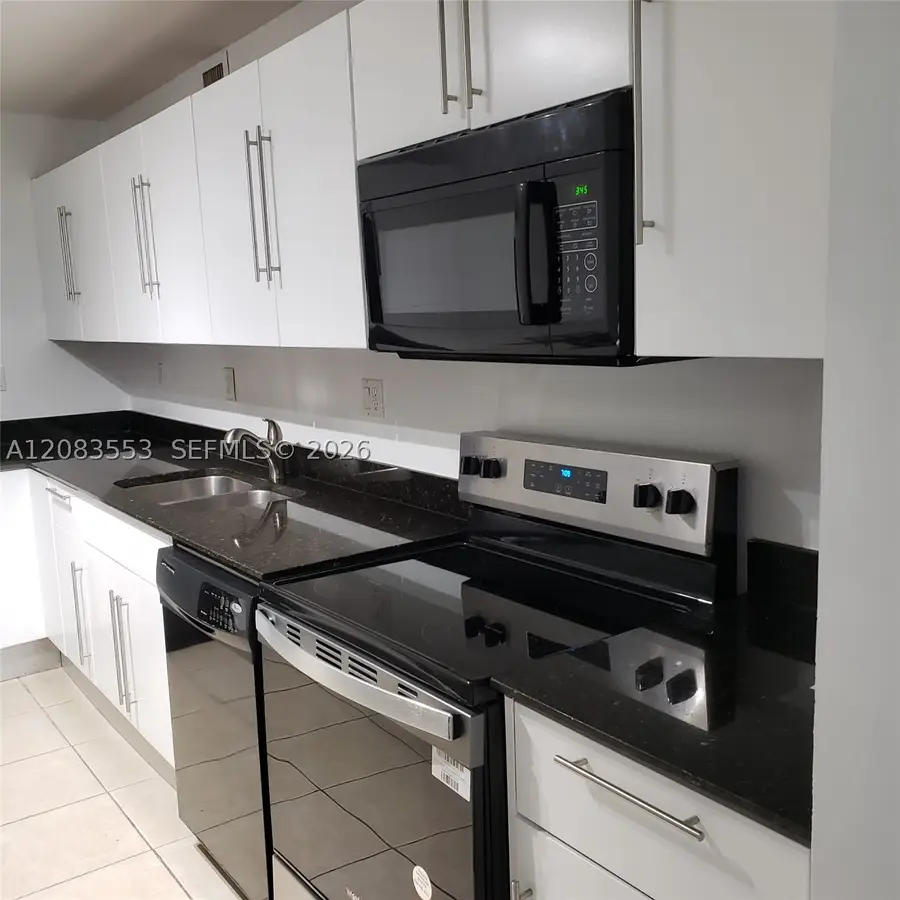 3001 S Ocean #527, Hollywood, FL 33019 - #3