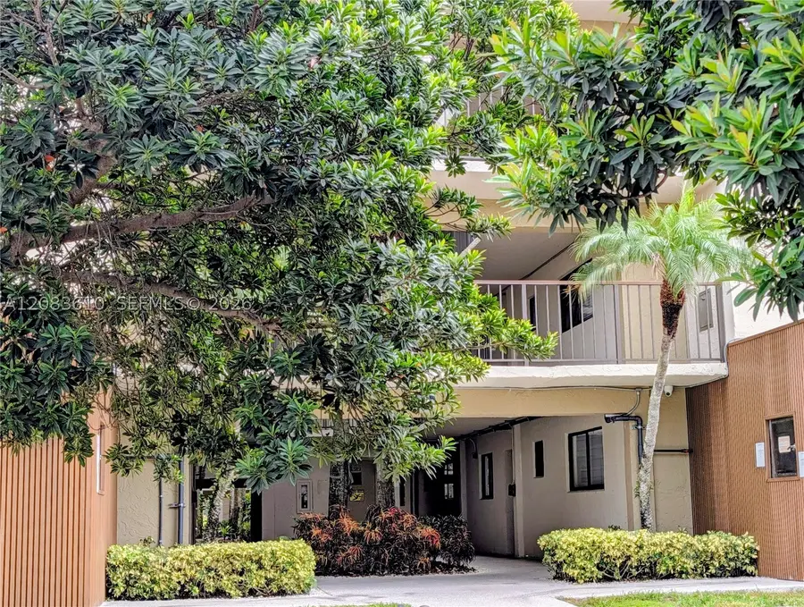 8075 SW 107th #123, Miami, FL 33173 - #2