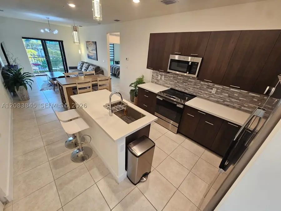 8301 NW 41st #B-402, Doral, FL 33166 - #2