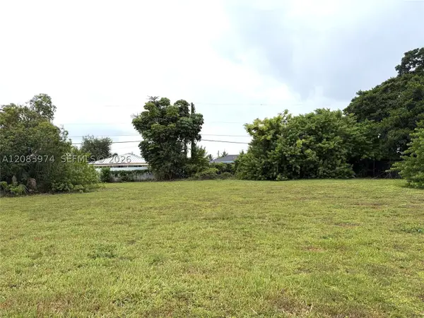10720 SW 219, Miami, FL 33170