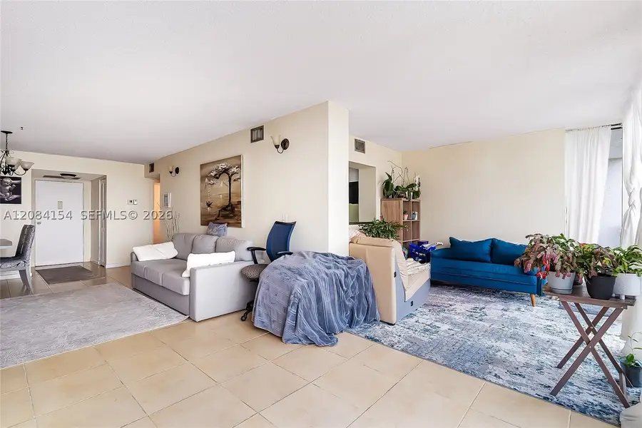800 Parkview #901, Hallandale, FL 33009 - #3