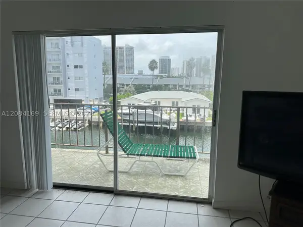 3665 NE 167th #307, North Miami Beach, FL 33160