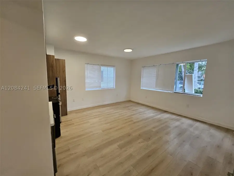 557 Michigan #211 W/PARKING, Miami Beach, FL 33139 - #2