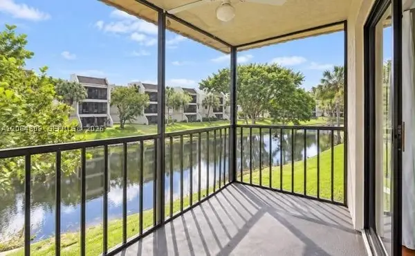 182 Lakeview #204, Weston, FL 33326