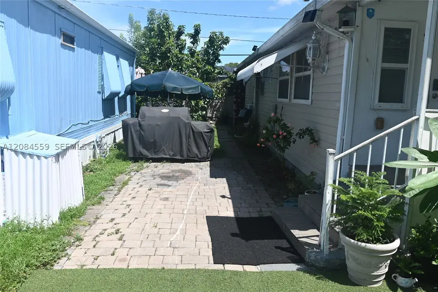 4832 SW 47, Davie, FL 33314 - #3