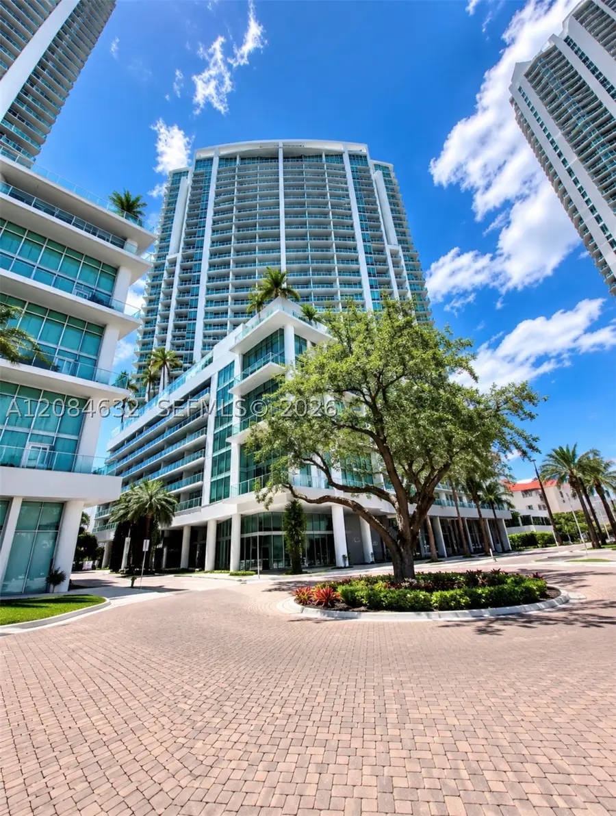 90 SW 3rd #1403, Miami, FL 33130 - #3