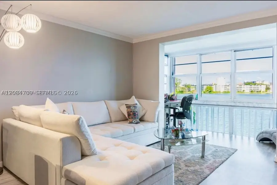 18555 NE 14th #619, Miami, FL 33179 - #2