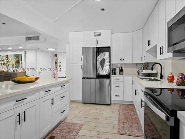 671 NE 195th #329E, Miami, FL 33179