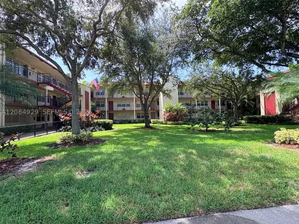 13350 SW 1st #107P, Pembroke Pines, FL 33027