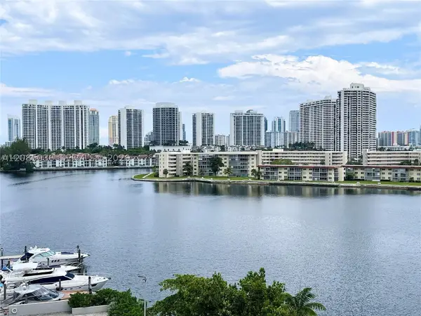 18041 Biscayne #803, Aventura, FL 33160