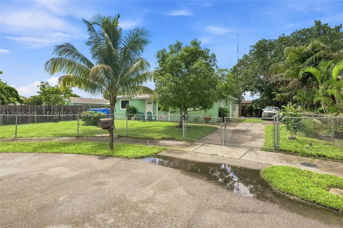 2622 NW 24th, Fort Lauderdale, FL 33311 - #1