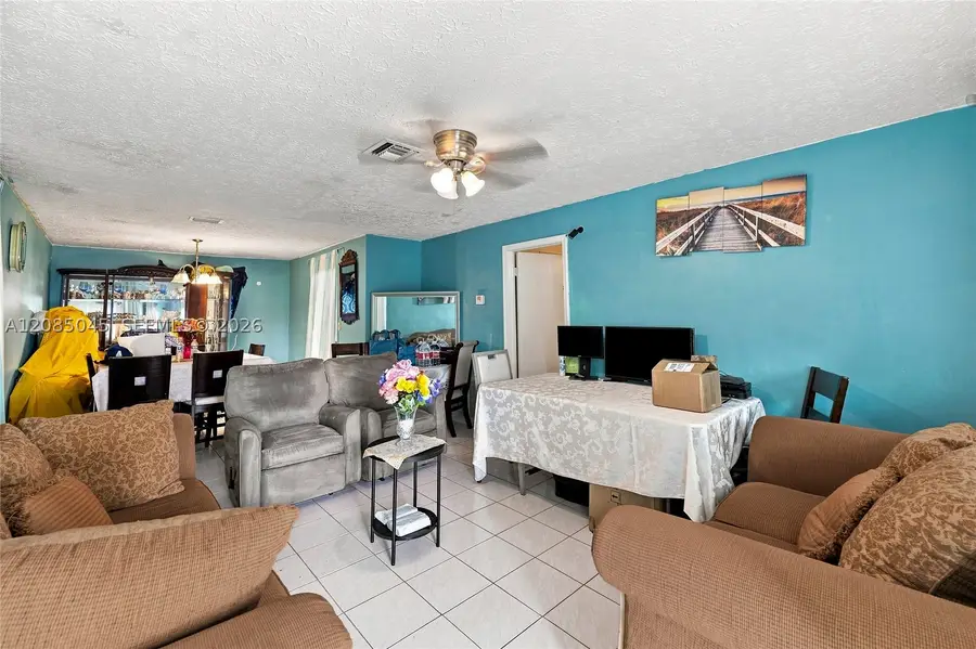 2622 NW 24th, Fort Lauderdale, FL 33311 - #3