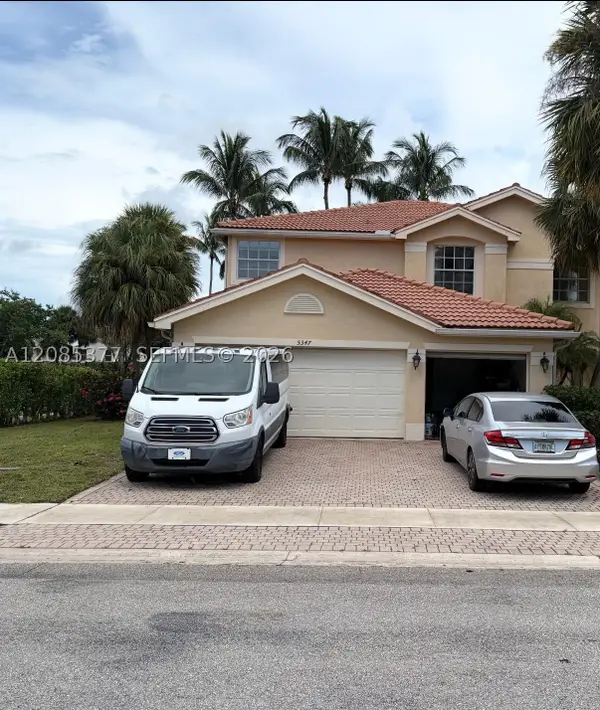 Address Withheld By Seller, Greenacres, FL 33463