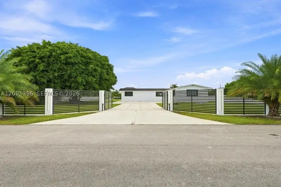 100 NW 120th, Miami, FL 33182 - #2