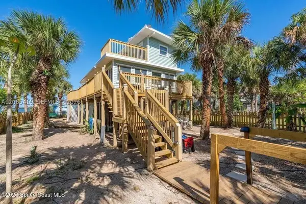47 Vip Island Unit B, Grant, FL 32949