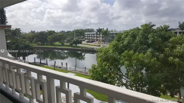 467 Golden Isles #306, Hallandale, FL 33009