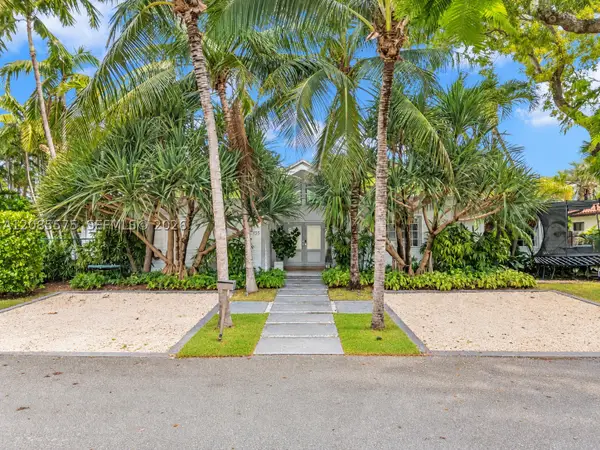 755 Curtiswood, Key Biscayne, FL 33149