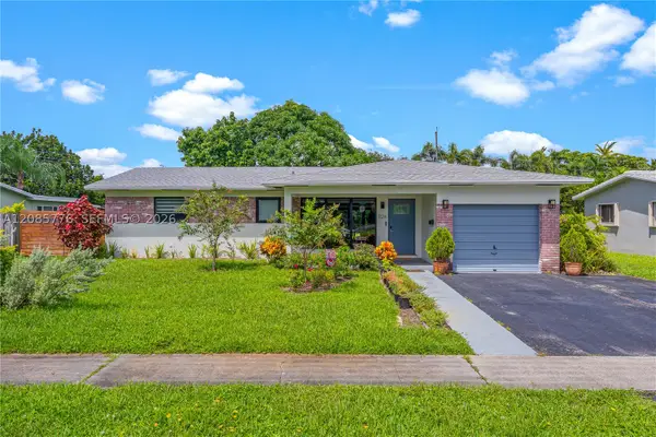 1126 E Hawthorne, Hollywood, FL 33021
