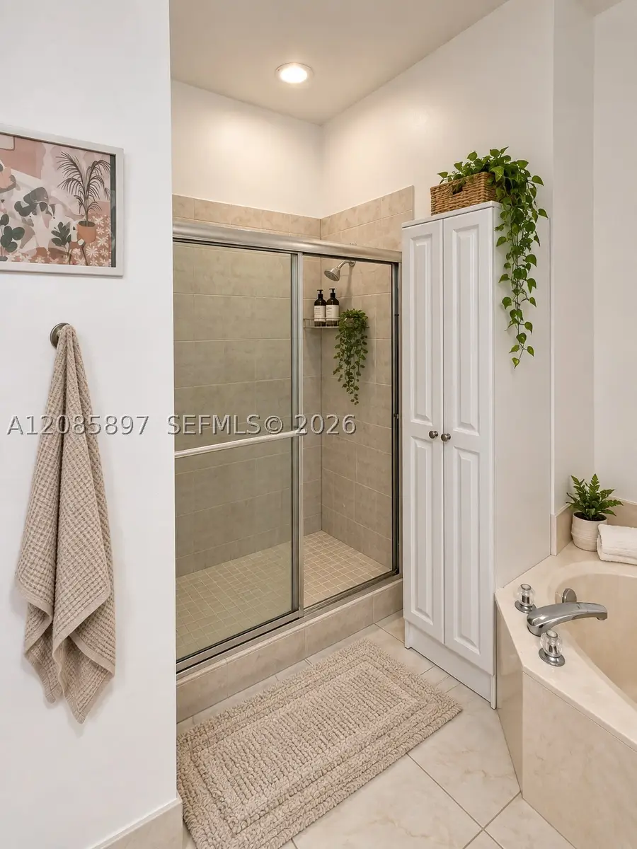 3071 La Mirage, Lauderhill, FL 33319 - #2