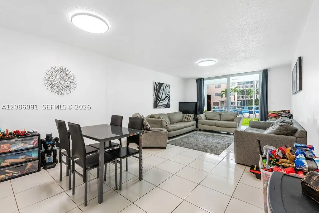 319 NE 14th #106, Hallandale, FL 33009 - #1