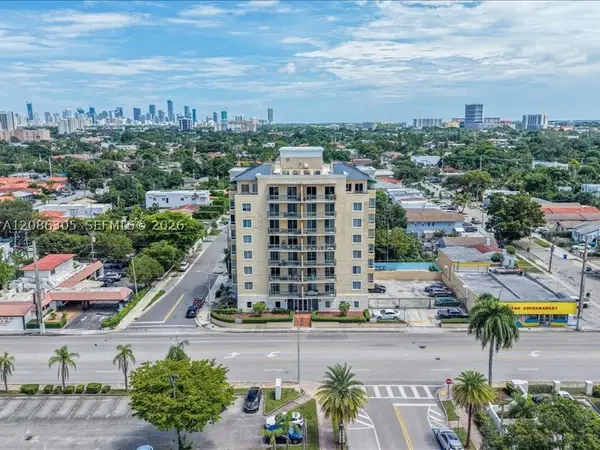 2501 SW Douglas #202, Miami, FL 33133