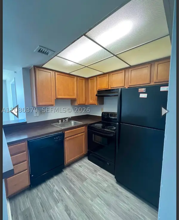 706 Executive Center #34, West Palm Beach, FL 33401