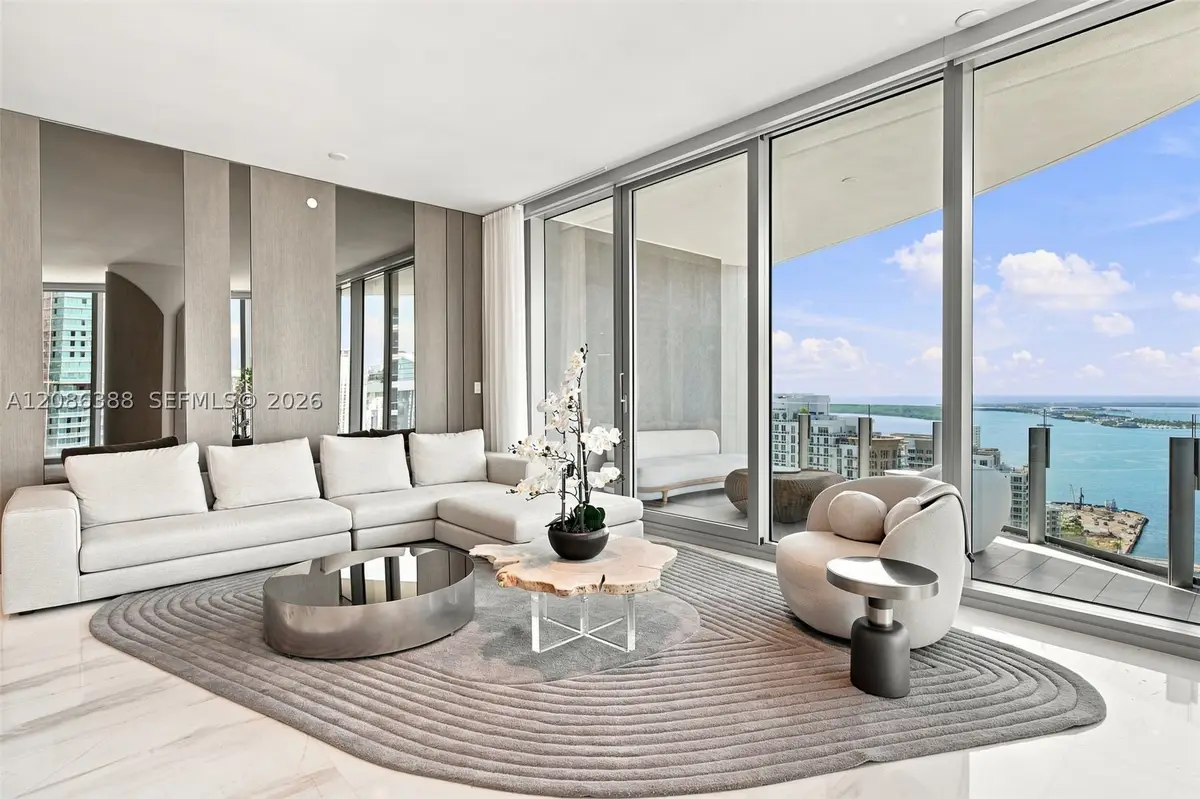 300 Biscayne Blvd #3807, Miami, FL 33131 - #1