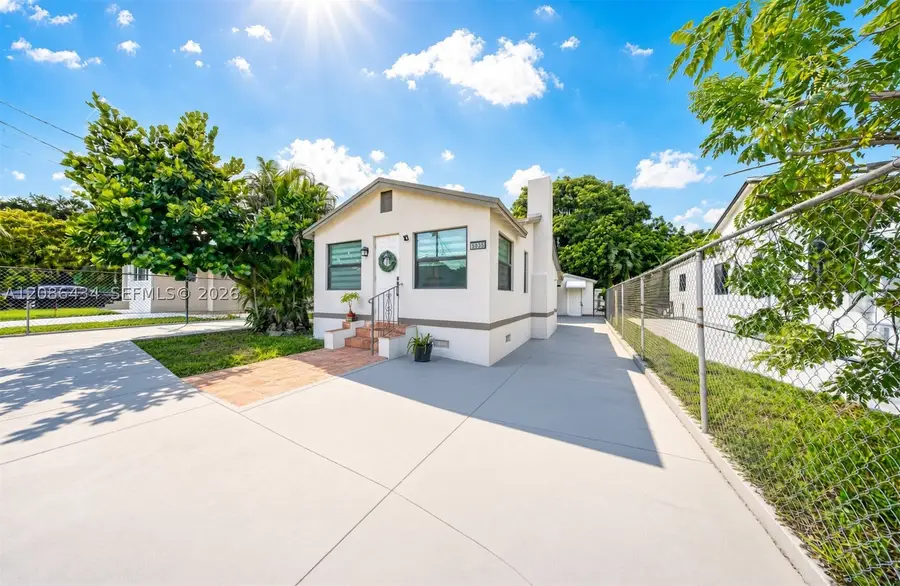 3036 NW 13th, Miami, FL 33142 - #3