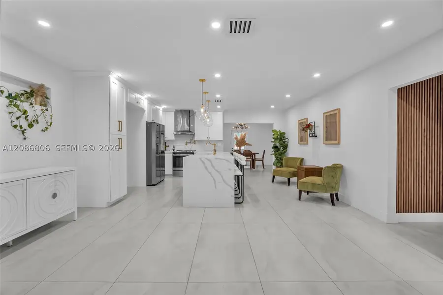 2395 NE 184th, North Miami Beach, FL 33160 - #3