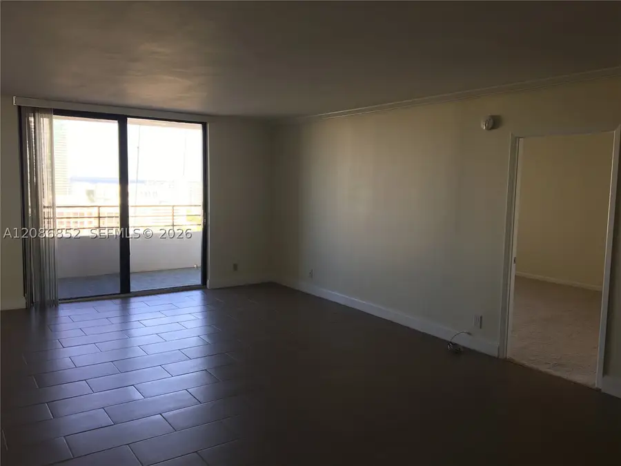 2500 Parkview #2004, Hallandale, FL 33009 - #2