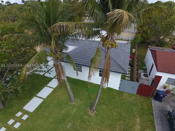 2375 NE 185th, Miami, FL 33180