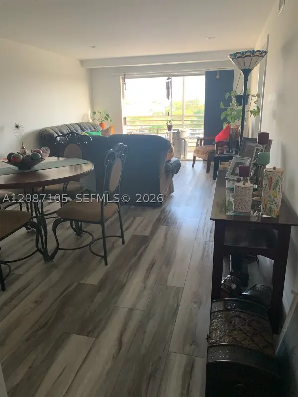 3120 N Pine Island #410, Sunrise, FL 33351