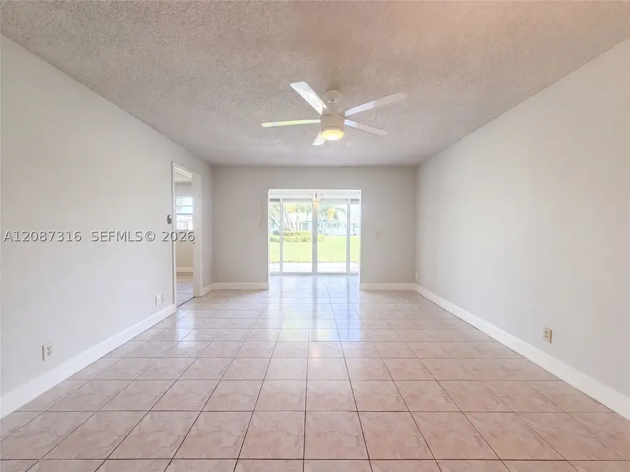 400 SW Golfview #112, Boynton Beach, FL 33426 - #3