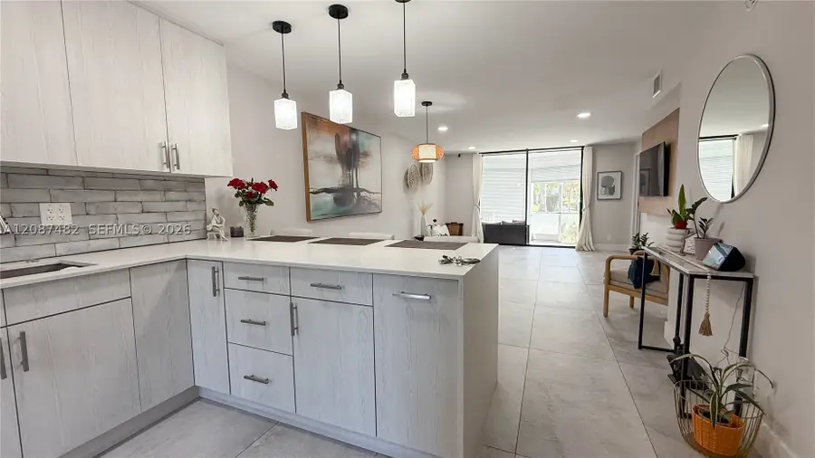 400 SE 10th #112, Deerfield Beach, FL 33441 - #3