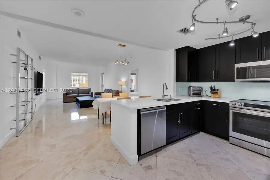 10 Aragon #810, Coral Gables, FL 33134 - #2