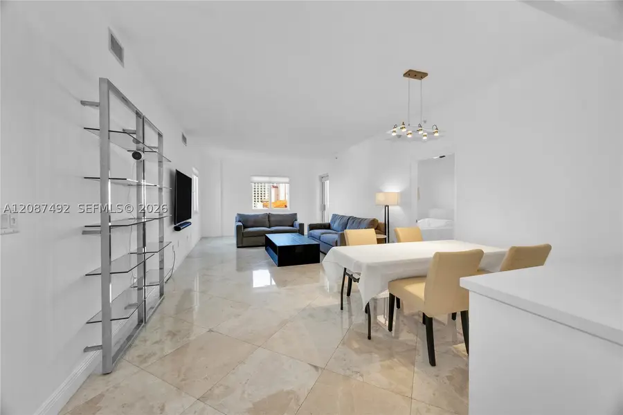 10 Aragon #810, Coral Gables, FL 33134 - #3