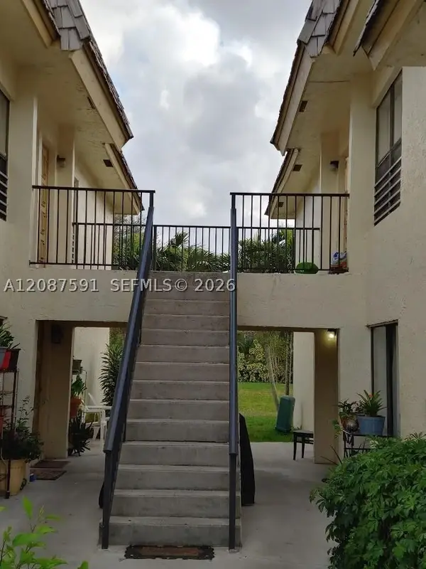 11128 Royal Palm #8-10, Coral Springs, FL 33065